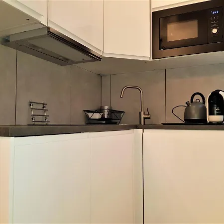 Apartment B&f Business & Family