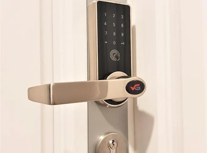 B&f Business & Family Апартаменти