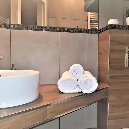 公寓 B&f Business & Family *